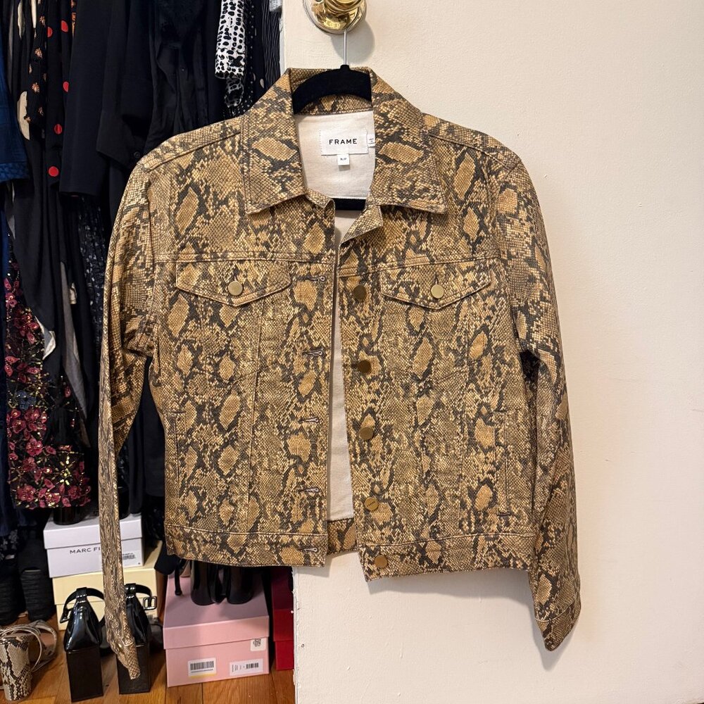 FRAME Le Vintage Jacket in Coated Python - Picture 8 of 14